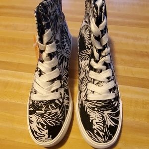 Rocket Dog High tops